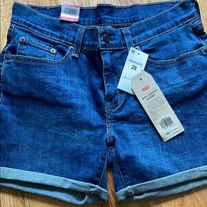 Levi’s Mid-Length Shorts NWT